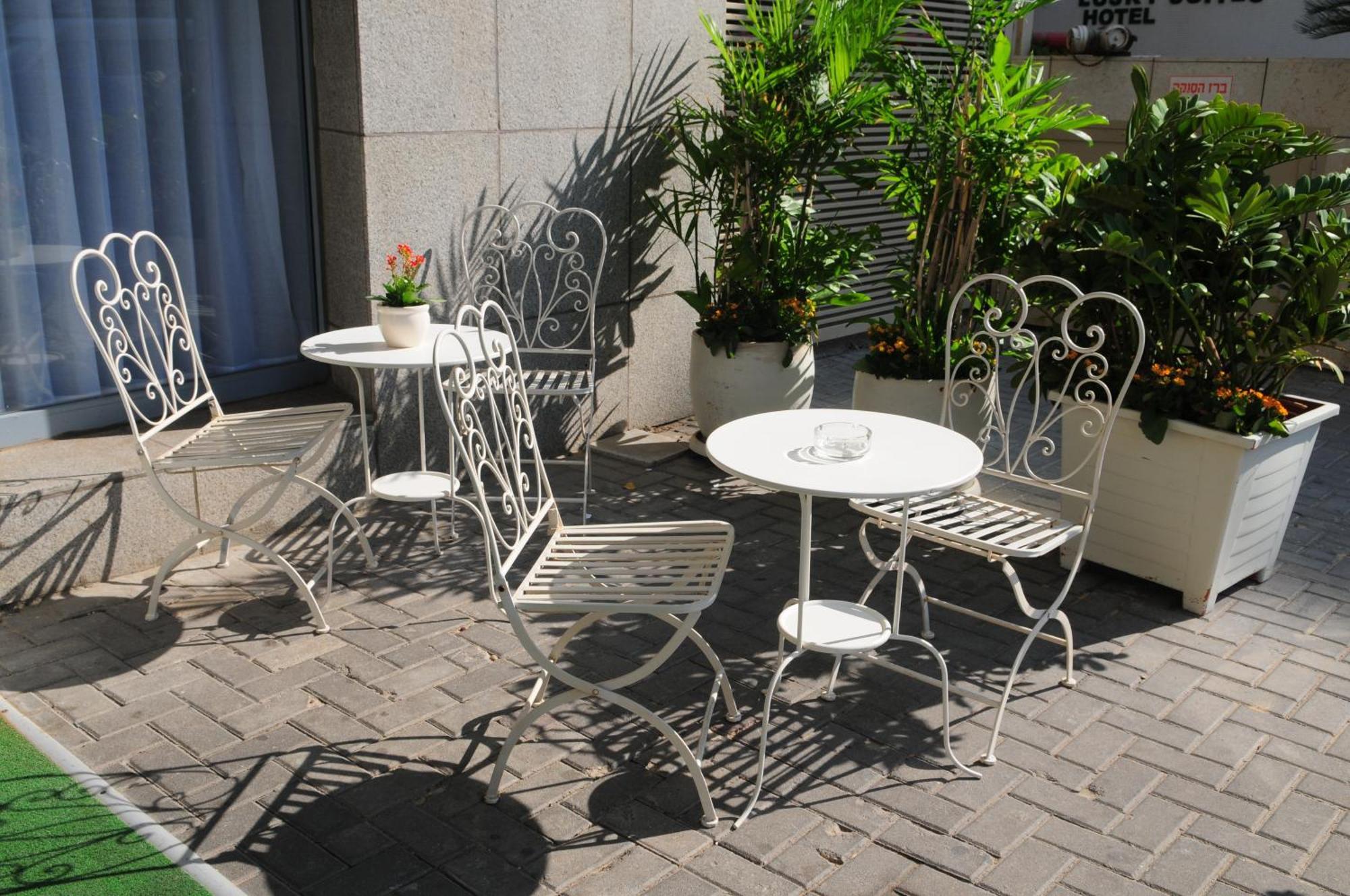 Отель Maxim Design 3 Star Superior 3*